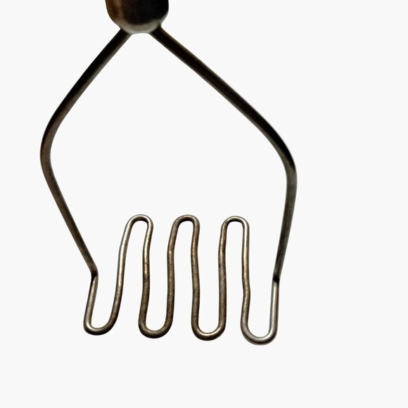 Wood Handle Potato Masher Stainless Steel Wire Rustic Vintage Kitchen Utensil - Picture 3 of 6